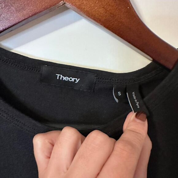 Theory Men's Black T-shirt - "Precise Tee' Size Small - Picture 5 of 5